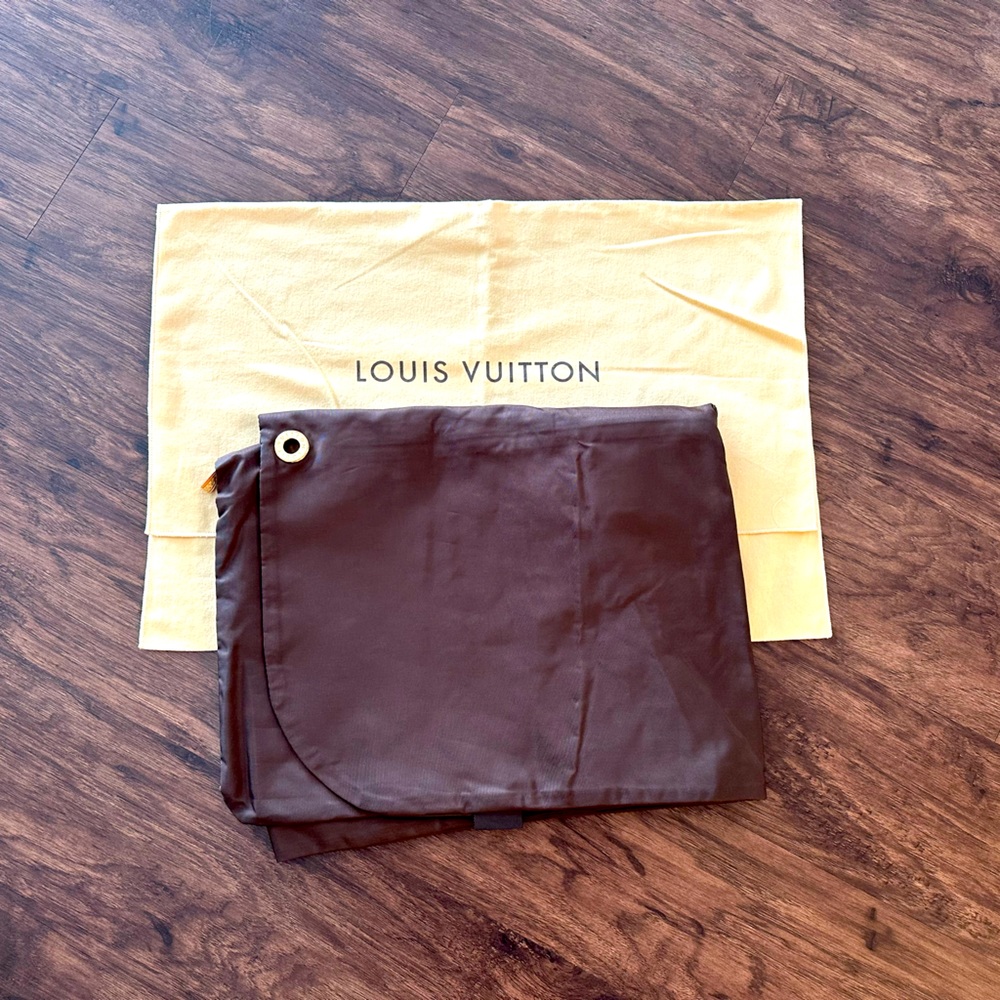 Louis Vuitton garment cover bag. Never used as such very clean inside and out.